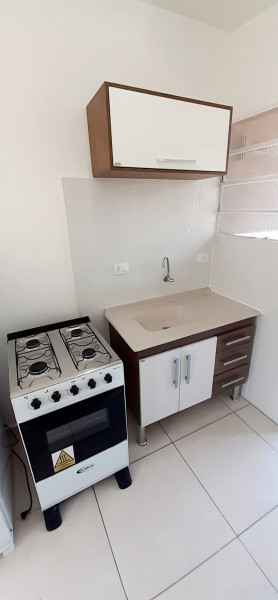 Imagem 6 da galeria do anúncio: KITNET MOBILIADA AO LADO DA USP