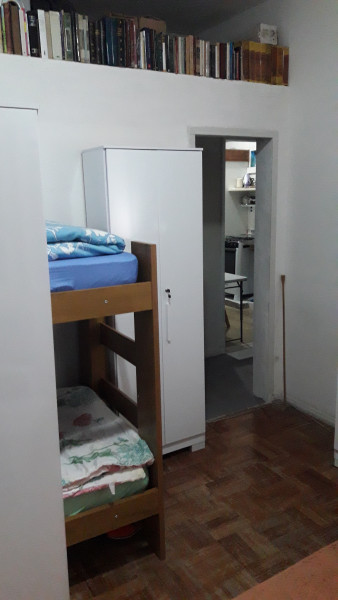 Imagem 10 da galeria do anúncio: Quarto Compartilhado . Corredor da Vitória