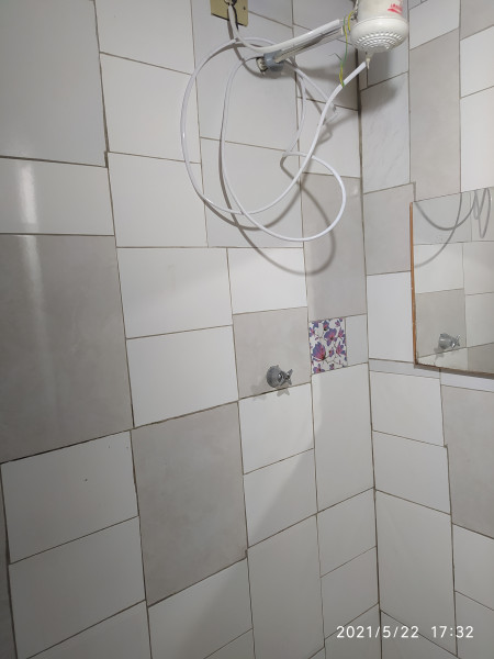 Imagem 9 da galeria do anúncio: SUÍTE COM COZINHA COMPARTILHADA EM CASA SOBRADO