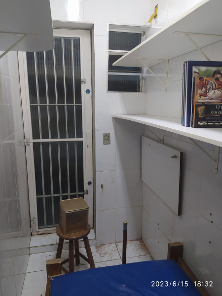 Imagem 8 da galeria do anúncio: SUÍTE COM COZINHA COMPARTILHADA EM CASA SOBRADO