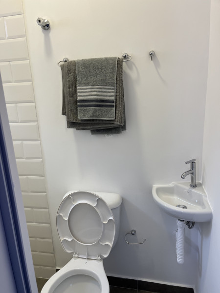 Imagem 15 da galeria do anúncio: RESIDENCIAL MAURICE ET MADELEINE suítes individuais