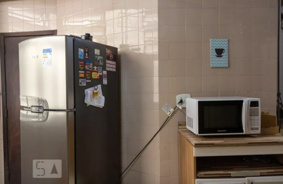 Imagem 8 da galeria do anúncio: Quarto Tijuca