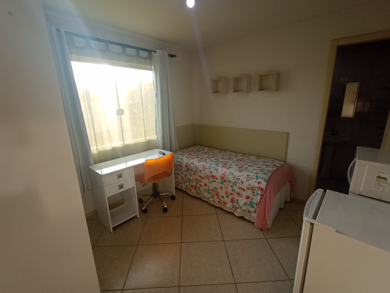 Imagem 2 da galeria do anúncio: Suite mobiliada próximo a UFPR centro politécnico