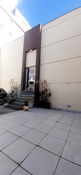 Imagem 1 da galeria do anúncio: KITNET MOBILIADA AO LADO DA USP