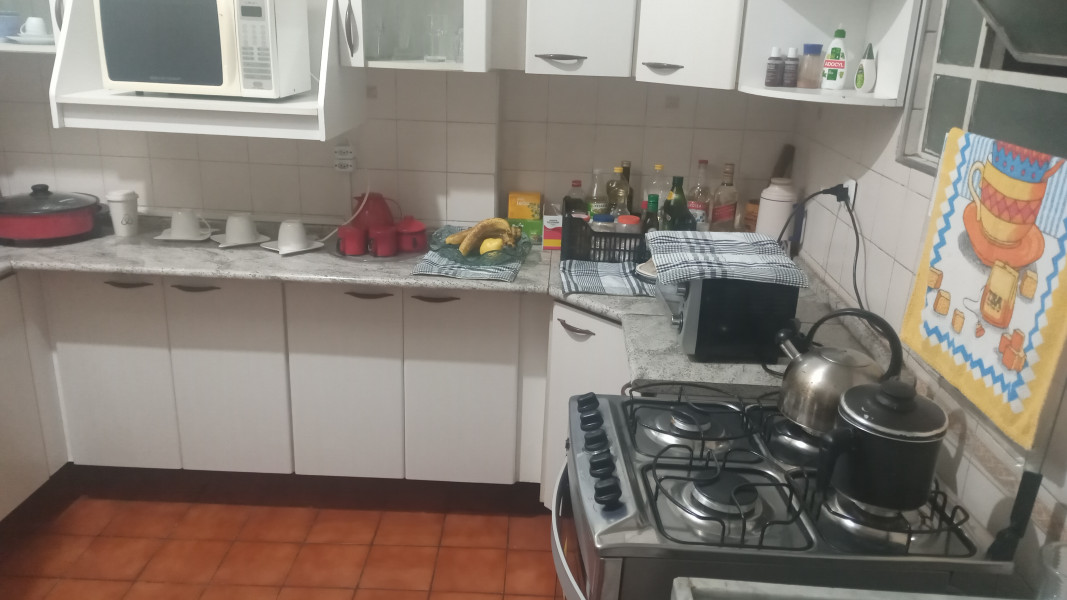 Imagem 2 da galeria do anúncio: alugo um quarto