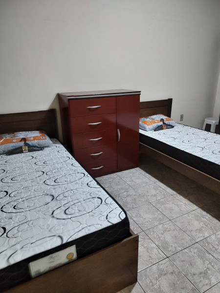 Imagem 4 da galeria do anúncio: República p Homens