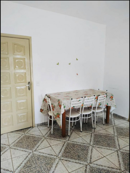 Imagem 14 da galeria do anúncio: Alugo Suite ampla vom cama box  Tv e frigobar