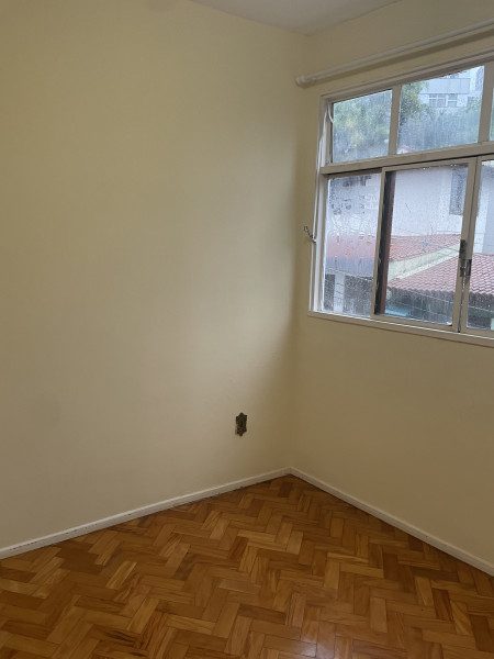 Imagem 9 da galeria do anúncio: Alugo quarto Mobiliado no Sion