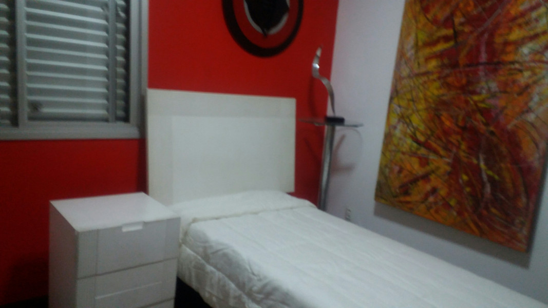 Imagem 10 da galeria do anúncio: Alugo um quarto mobiliado em um apt de luxo na zona sul