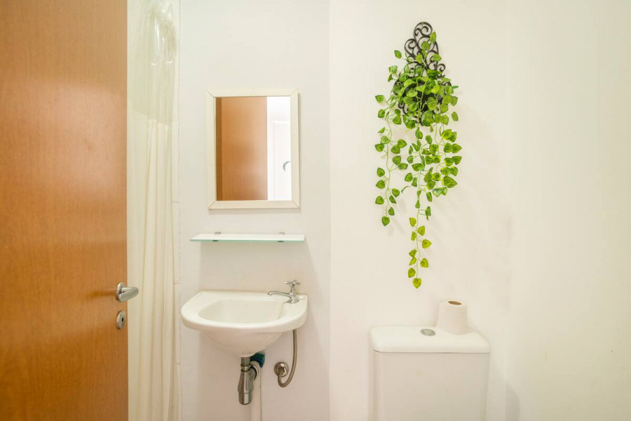 Imagem 3 da galeria do anúncio: Suíte individual mobiliada na Praça Seca