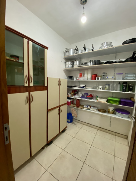 Imagem 14 da galeria do anúncio: Aluga-se quarto em casa mobiliada