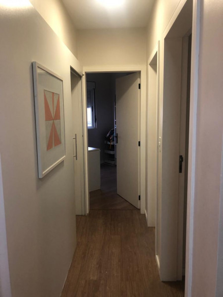 Imagem 5 da galeria do anúncio: Quarto em apartamento de 3 quartos com sacada