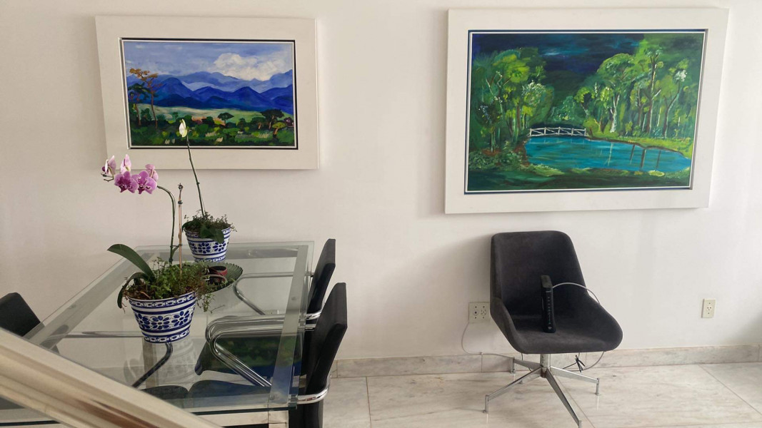 Imagem 1 da galeria do anúncio: Suíte em apartamento de cobertura