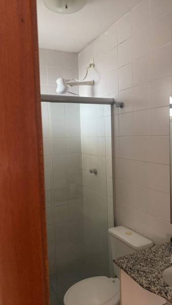 Imagem 3 da galeria do anúncio: Suíte em apartamento de cobertura