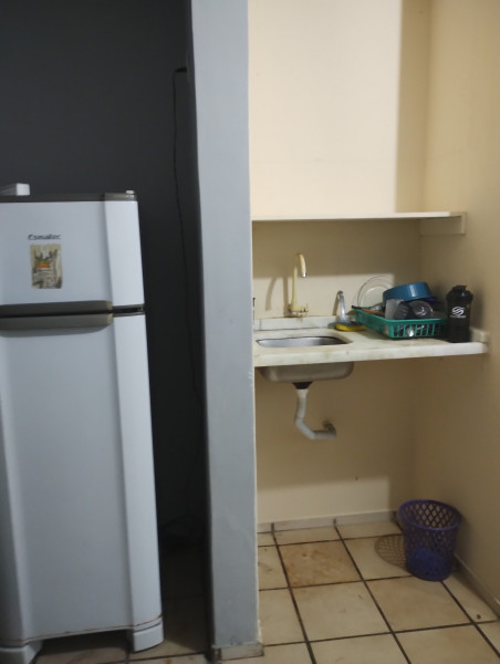 Imagem 15 da galeria do anúncio: Apartamento agronomica privativo (  reforma em andamento)