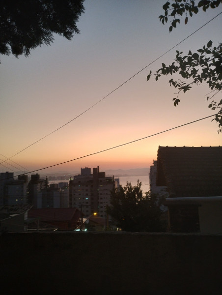 Imagem 7 da galeria do anúncio: Apartamento agronomica privativo (  reforma em andamento)