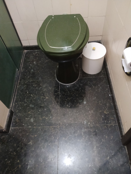 Imagem 8 da galeria do anúncio: Apartamento agronomica privativo (  reforma em andamento)