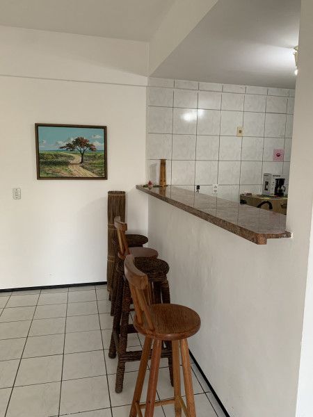 Imagem 8 da galeria do anúncio: Quarto  top c/banheiro exclusivo em apto à 100 mts Beira Mar