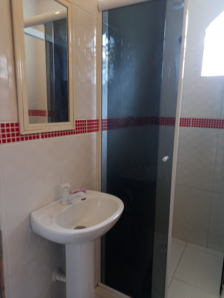 Imagem 9 da galeria do anúncio: Kitinet mobiliada! Para Moças! Individuals