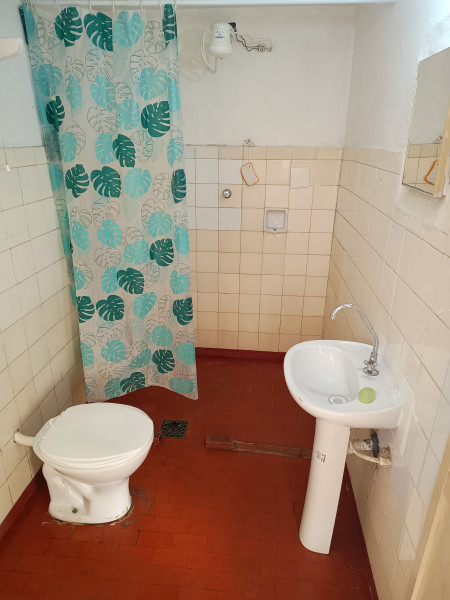 Imagem 15 da galeria do anúncio: Vaga/Quarto em Casa no Centro