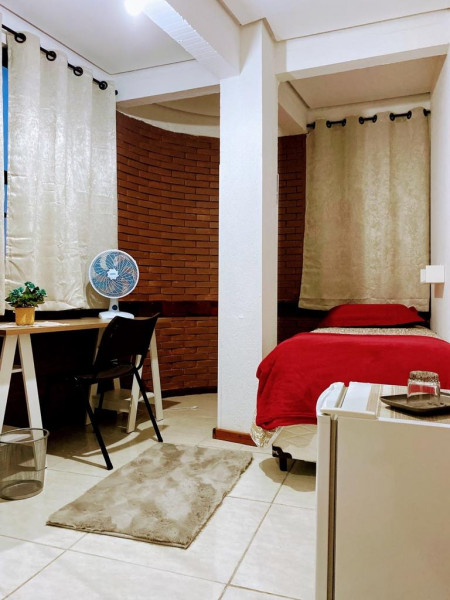 Imagem 2 da galeria do anúncio: Quarto individual em Coliving no centro de Porto Alegre