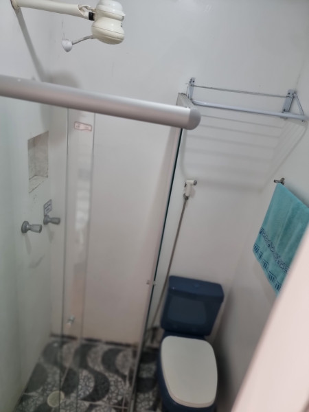 Imagem 11 da galeria do anúncio: Quarto Suite N.03 totalmente mobiliada e individual.