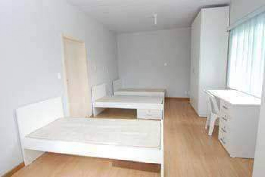 Imagem 5 da galeria do anúncio: REPÚBLICA FEMININA no Centro | Blumenau