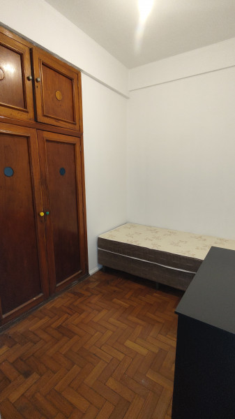 Imagem 2 da galeria do anúncio: quarto disponível no centro