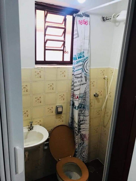 Imagem 1 da galeria do anúncio: Quarto uma quadra da faculdade UNIRP