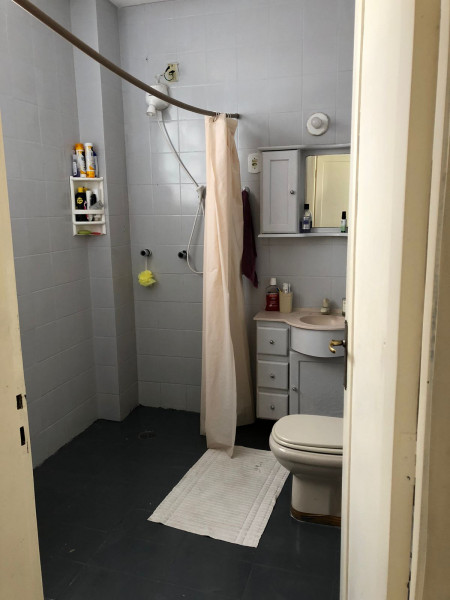 Imagem 13 da galeria do anúncio: Quarto confortavel,ótima localização,bate sol!