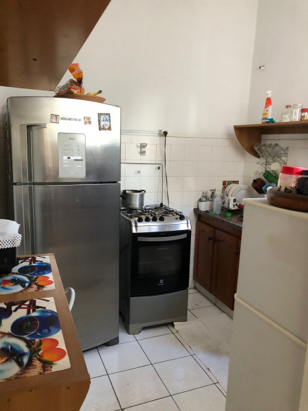 Imagem 11 da galeria do anúncio: Quarto confortavel,ótima localização,bate sol!