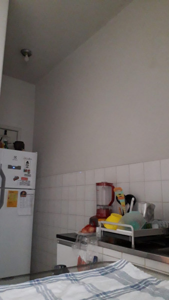 Imagem 4 da galeria do anúncio: Quarto DCE mobiliado na Savassi