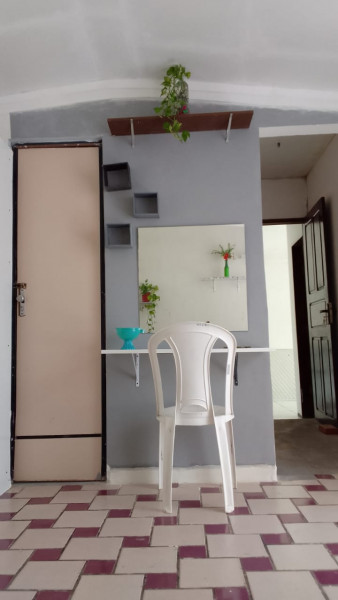 Imagem 5 da galeria do anúncio: Quarto em bairro tranquilo