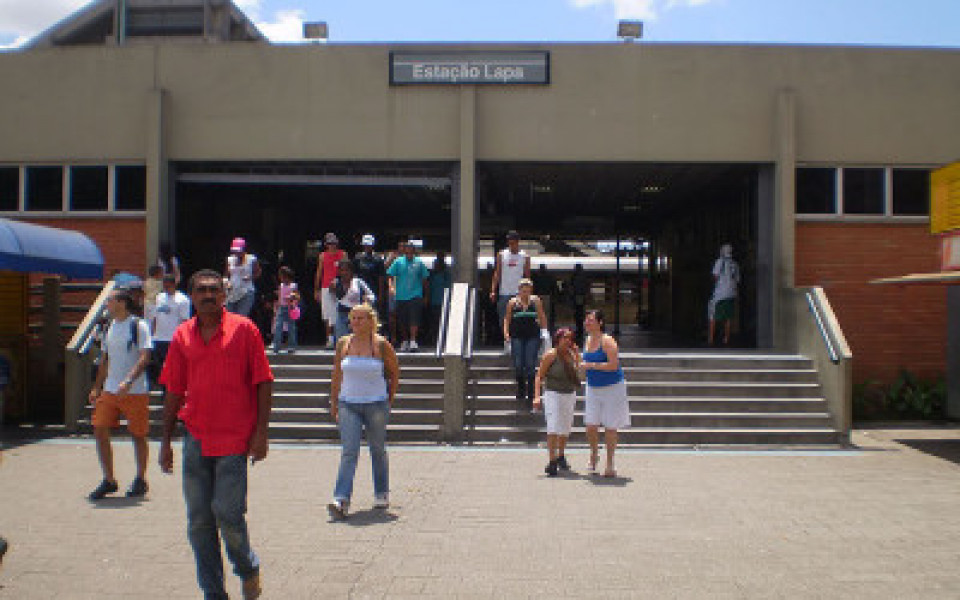 Imagem 6 da galeria do anúncio: Coliving  para estudantes Lapa SP Masculino Mobiliado Trem