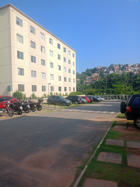 Imagem 2 da galeria do anúncio: Alugo quarto