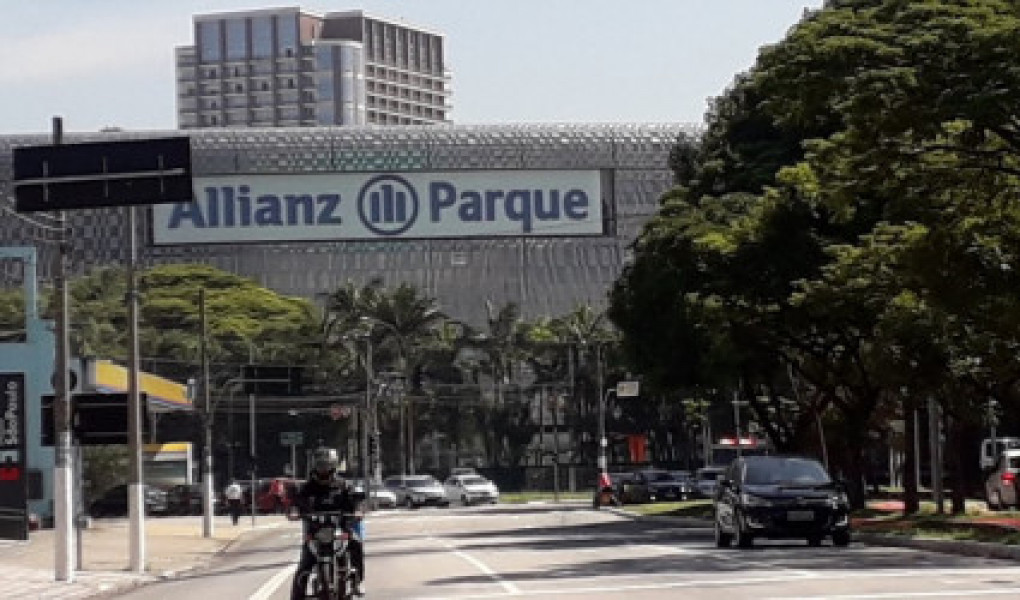 Imagem 3 da galeria do anúncio: Quartos para alugar mobiliado com despesas inclusas Metrô BF