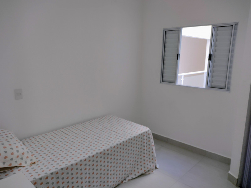 Imagem 5 da galeria do anúncio: Kitnet - Valparaiso - Santo André