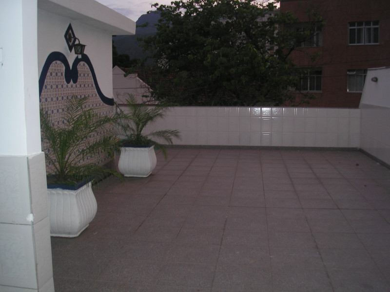 Imagem 2 da galeria do anúncio: Quarto com Suite Compartilhado, Feminino,  Meier