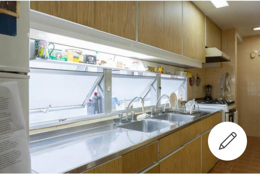 Imagem 14 da galeria do anúncio: Alugo quarto em frente a Estação Cantagalo do Metrô.