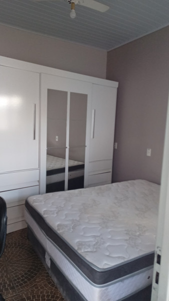 Imagem 3 da galeria do anúncio: Alugo suítes e quartos