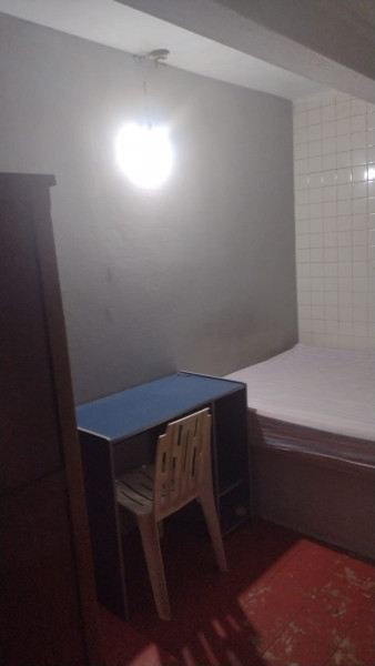 Imagem 3 da galeria do anúncio: Quartos individuais, cozinha e banheiros compartilhados.