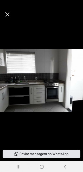 Imagem 2 da galeria do anúncio: casa com vaga compartilhada