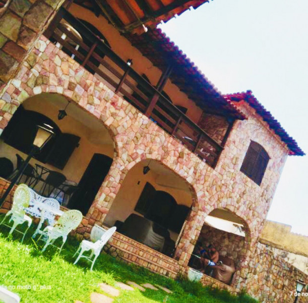 Imagem 1 da galeria do anúncio: Suíte e Quarto