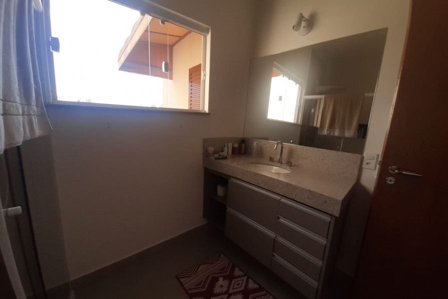 Imagem 6 da galeria do anúncio: Quarto mobiliado