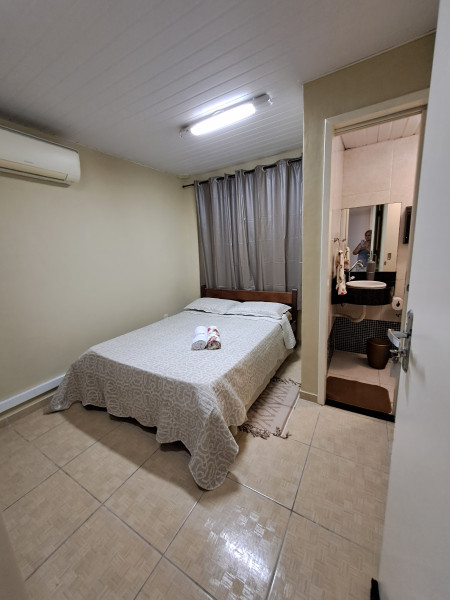 Imagem 10 da galeria do anúncio: Quartos, aluguéis por temporada.