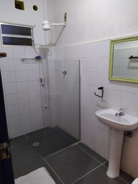 Imagem 1 da galeria do anúncio: Quarto compartilhado Feminino