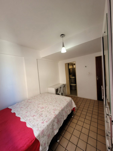 Imagem 3 da galeria do anúncio: Suite  em Tambaú para mulher na Av Epitácio Pessoa