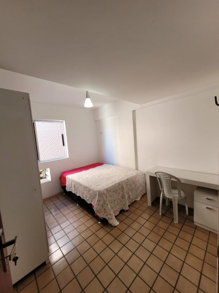 Imagem 1 da galeria do anúncio: Suite  em Tambaú para mulher na Av Epitácio Pessoa