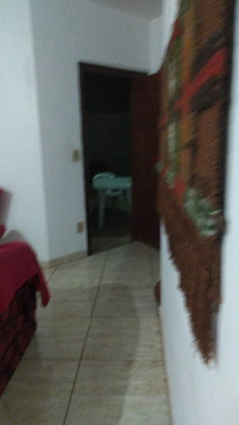 Imagem 4 da galeria do anúncio: Alugo quarto em residência