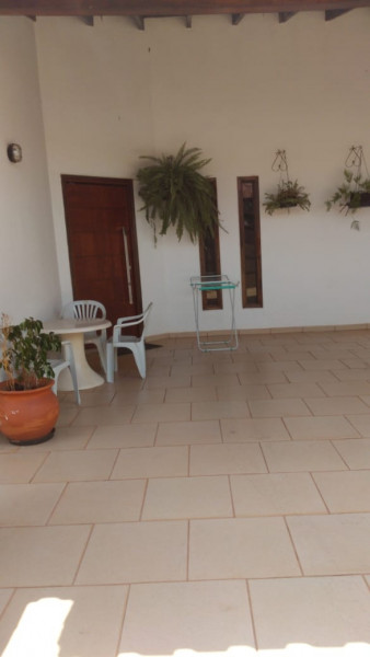 Imagem 11 da galeria do anúncio: Alugo quarto em residência